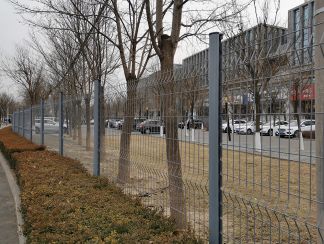 Using 3D Wire Mesh Fence for Sports Facilities and Stadiums